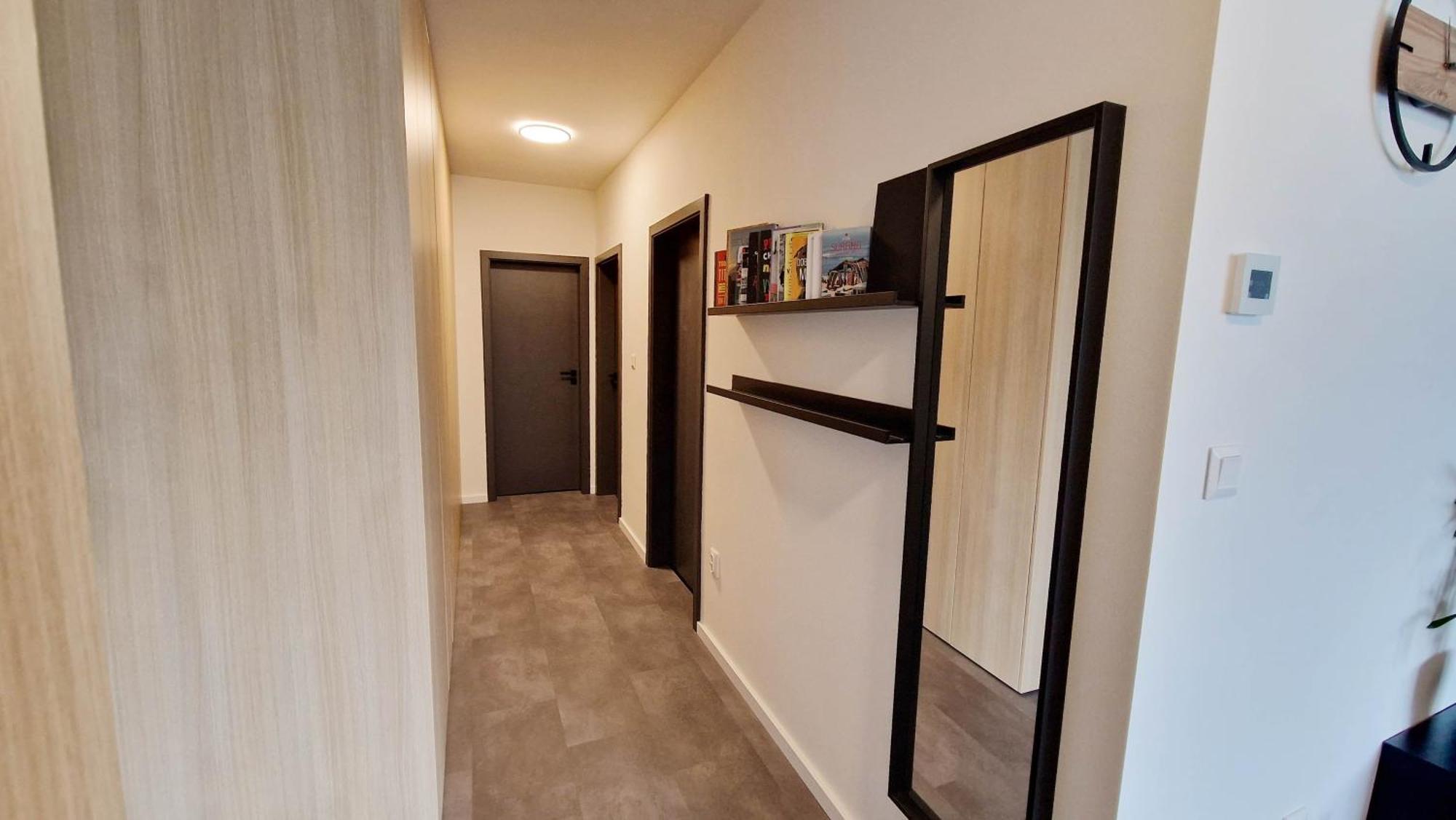Hillshome - 84M2 Moderny Byt S Terasou Aj Saunou Liptovský Mikuláš Exteriör bild